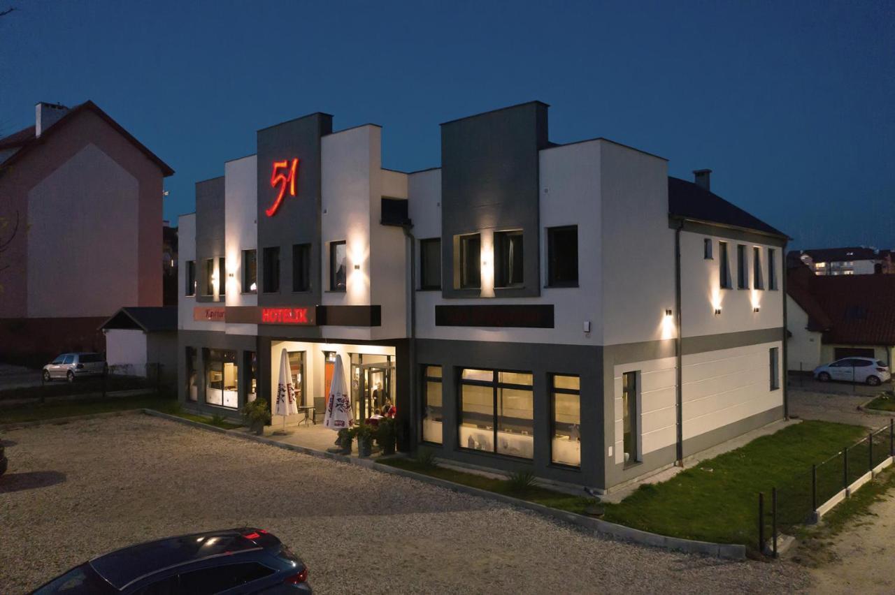 Hotelik 51 Пасленк Экстерьер фото